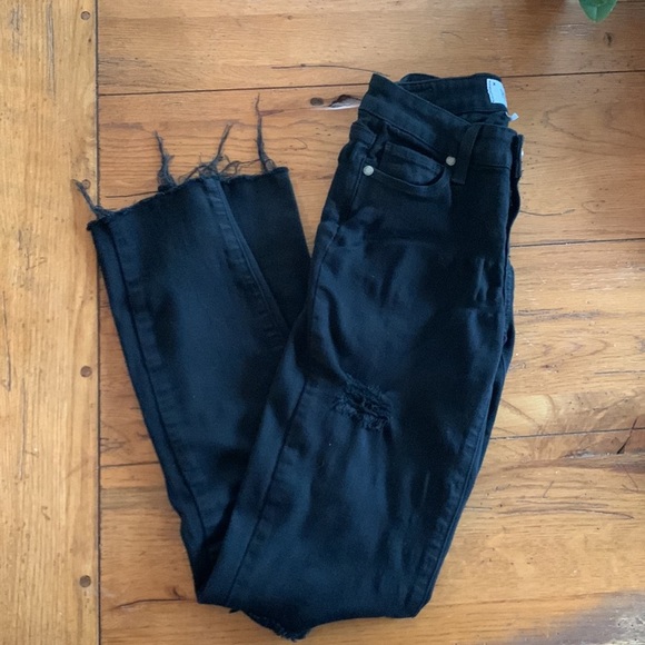 PAIGE Women’s Black Verdugo Ultra Skinny Ankle Jeans with Raw Hem Size 24 - Picture 7 of 12